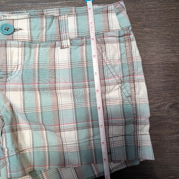 Garage Plaid Shorts - Picture 5 of 7